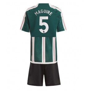 Manchester United Harry Maguire #5 Bortaställ Barn 2023-24 Kortärmad (+ Korta byxor)